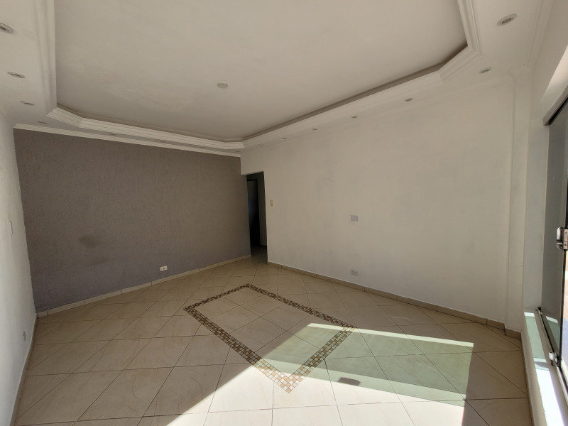 Casa à venda Suíssa com 213m² e 3 quartos por R$ 600.000 - 1495051106-sala4.jpg