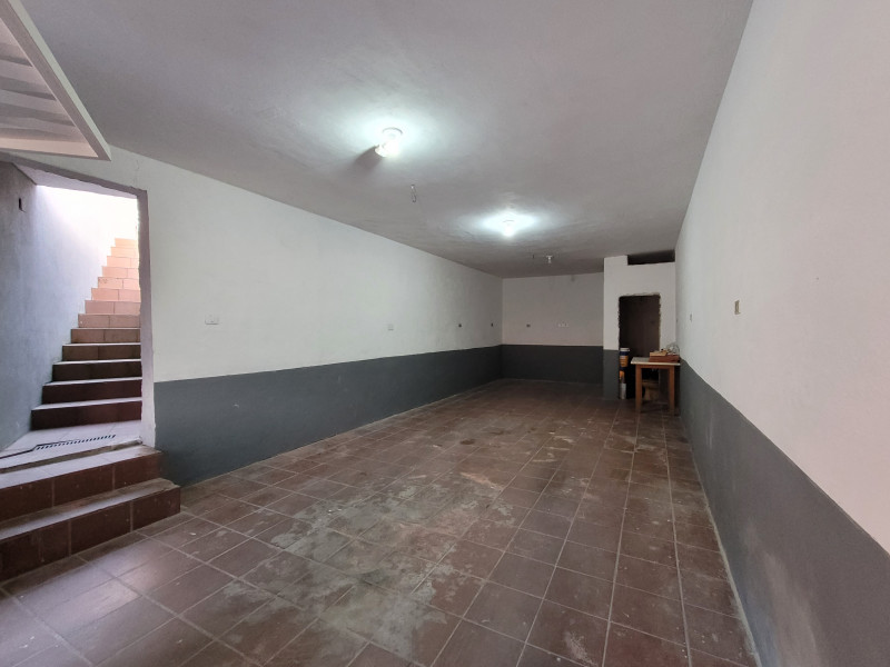 Casa à venda Suíssa com 213m² e 3 quartos por R$ 600.000 - 369689067-garagem.jpg