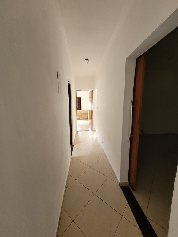 Casa à venda Suíssa com 213m² e 3 quartos por R$ 600.000 - 897095707-corredor.jpg