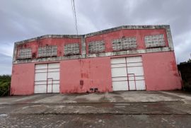 Terreno à venda Centro com 12m² - 1 dormitório -  vagas - R$ 800.000 - 882074144-img-8153.jpeg