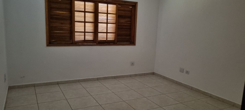 Casa à venda Vila Itapegica com 133m² e 2 quartos por R$ 750.000 - 1874553192-imagem-do-whatsapp-de-2023-08-03-as-10.jpg