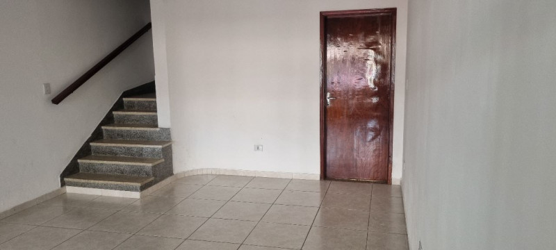 Casa à venda Vila Itapegica com 133m² e 2 quartos por R$ 750.000 - 2129943470-imagem-do-whatsapp-de-2023-08-03-as-10.jpg