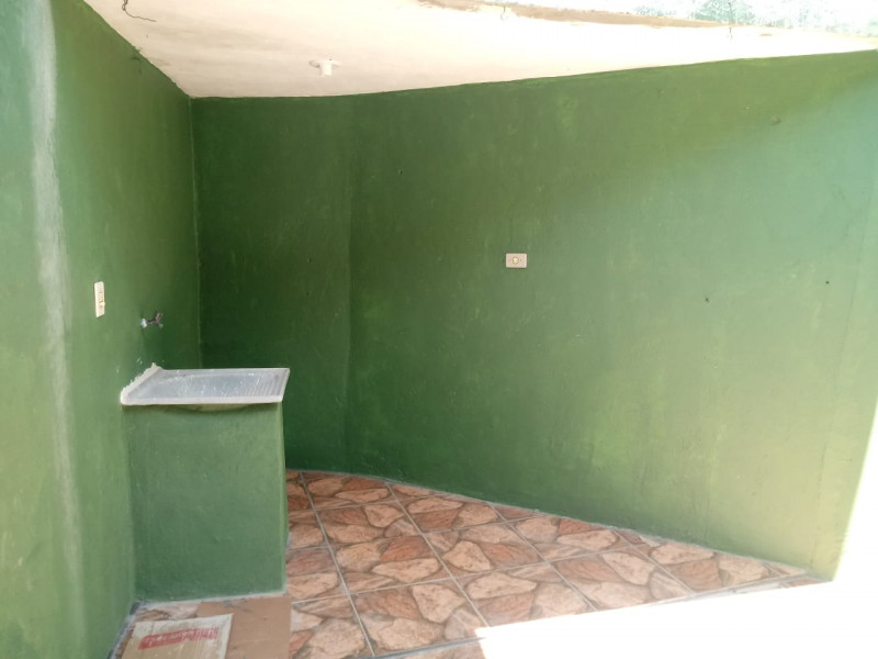 Casa à venda Vila Francos com 270m² e 3 quartos por R$ 530 - 1114973189-area-de-servico.jpg