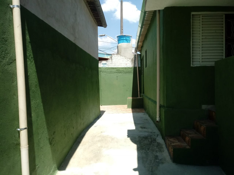 Casa à venda Vila Francos com 270m² e 3 quartos por R$ 530 - 1205642073-corredor-de-fora.jpg