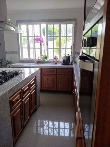 Casa à venda Vila Luiza com 272m² e 4 quartos por R$ 1.150 - 20033792-623aa5d3-34c1-4312-9c41-285537735a60.jpeg