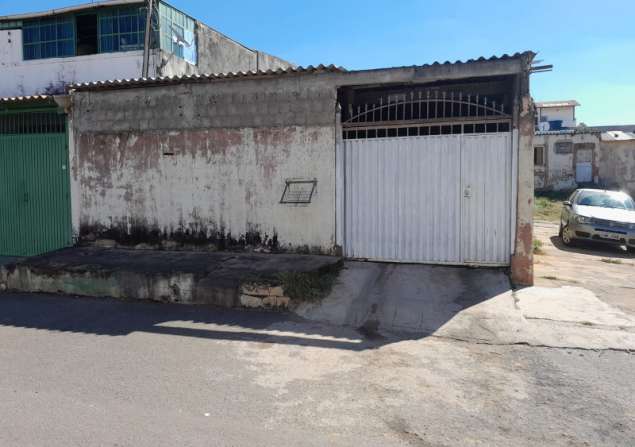 imóvel com 200m²