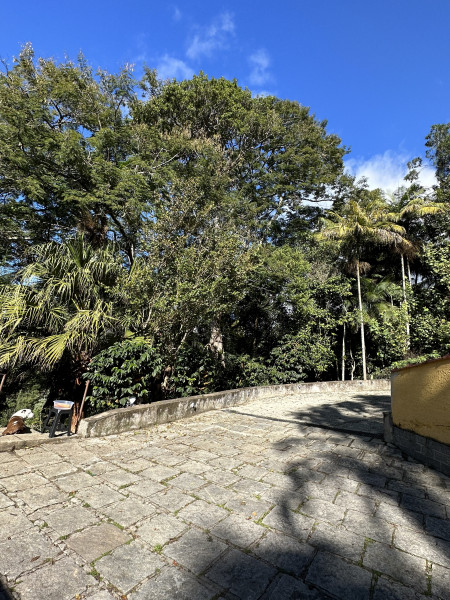 Casa à venda Parque do Ingá com 1700m² e 3 quartos por R$ 995.000 - 1175873643-img-3408.jpg