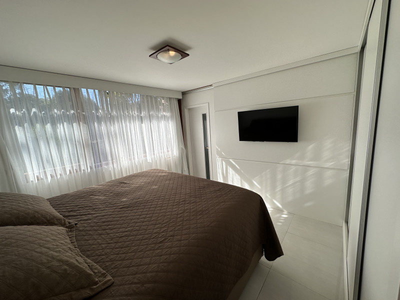 Casa à venda Parque do Ingá com 1700m² e 3 quartos por R$ 995.000 - 1835553737-img-3406.jpg