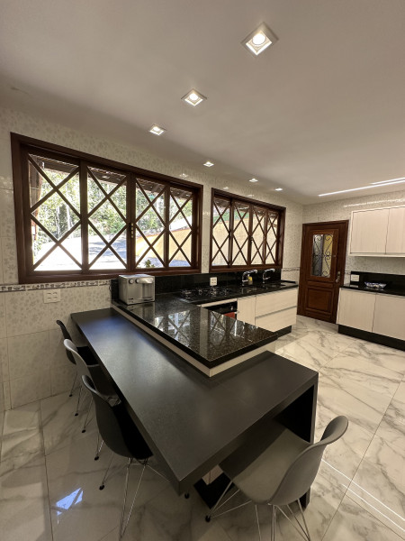 Casa à venda Parque do Ingá com 1700m² e 3 quartos por R$ 995.000 - 864204965-img-3397.jpg