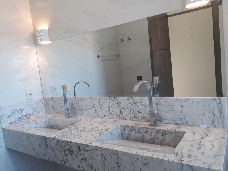 Casa à venda Residencial Vereda dos Buritis com 255m² e 3 quartos por R$ 900.000 - 1587587248-20230417-083340.jpg