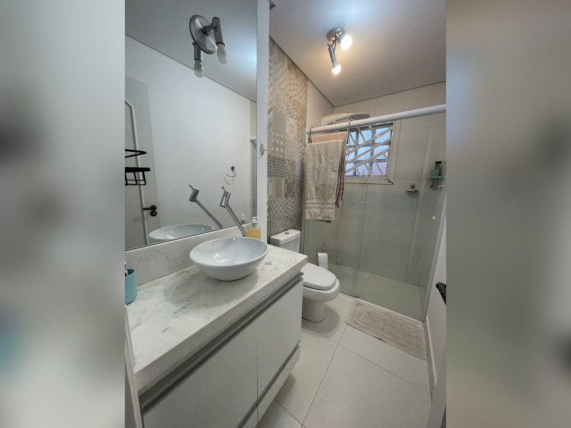 Casa à venda Ipiranga  com 280m² e 4 quartos por R$ 1.300.000 - banheiro-corredor.jpeg