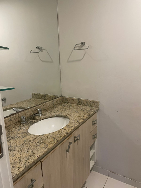 Apartamento à venda Centro com 67m² e 2 quartos por R$ 440.000 - 210453480-img-20230802-wa0056.jpg