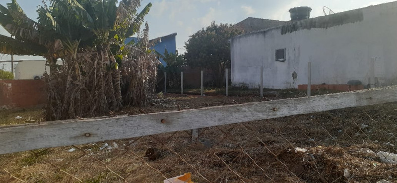 Terreno à venda Jardim Santa Helena com 275m² e 1 quarto por R$ 130.000 - 671522392-img-9121.jpeg