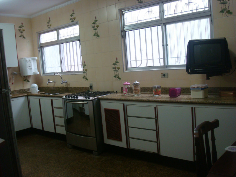 Casa à venda Centro com 620m² e 5 quartos por R$ 700.000 - dsc03165.JPG