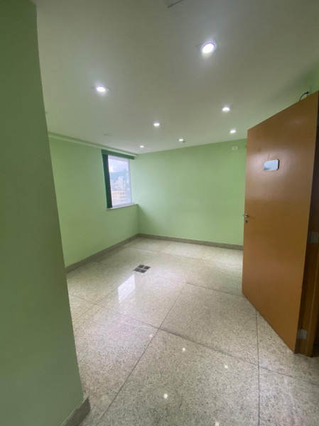 Comercial à venda Centro com 400m² e 1 quarto por R$ 2.800.000 - 422940990-img-20220609-wa0018.jpg