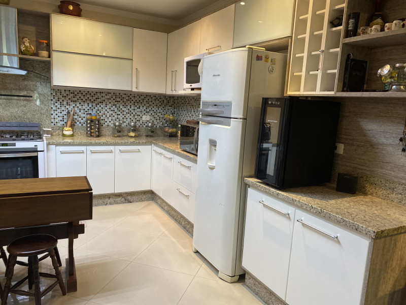 Casa à venda Parque São Vicente com 186m² e 3 quartos por R$ 750.000 - 1298225529-foto-17.jpg