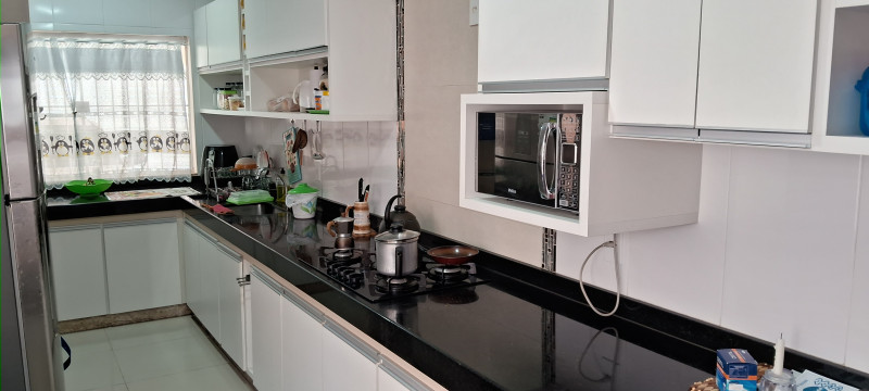 Casa à venda Centro com 180m² e 4 quartos por R$ 1.300.000 - 1416292701-1000019714.jpg
