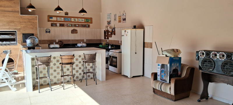 Casa à venda Centro com 180m² e 4 quartos por R$ 1.300.000 - 1960061923-1000019682.jpg