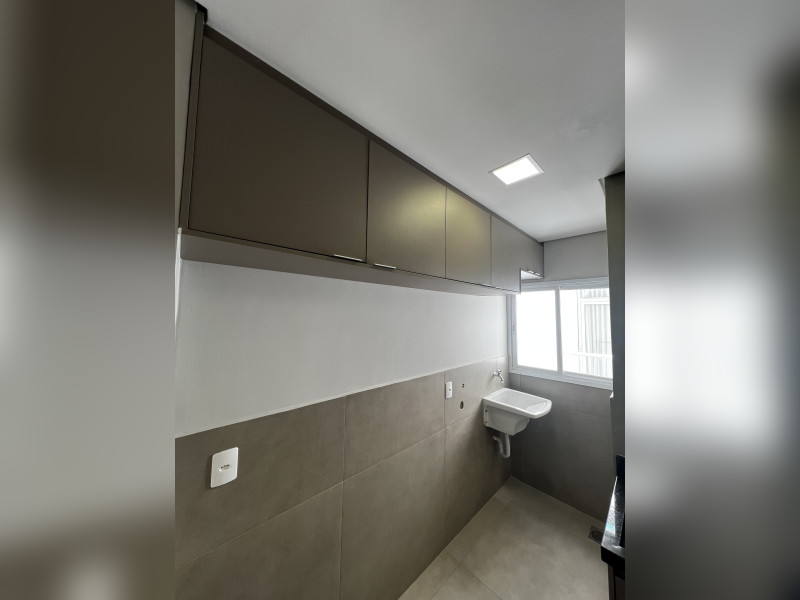 Apartamento para alugar Santa Maria com 86m² e 2 quartos por R$ 2.300 - img-1344.jpeg