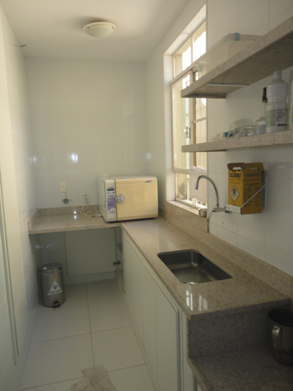 Comercial para alugar Mangabeiras com 158m² e 1 quarto por R$ 6.000 - 975654249-sala-esterilizacao.JPG