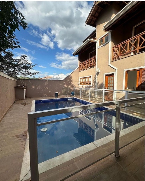 Casa à venda Nova Gardênia com 427m² e 4 quartos por R$ 1.300.000 - 1731143377-99251625-7eee-4310-bea2-788b06f6156a.jpeg