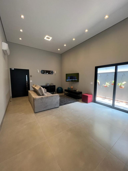Casa de condomínio à venda Distrito de Bonfim Paulista com 315m² e 3 quartos por R$ 1.200.000 - 11065497-sala-estar.jpeg