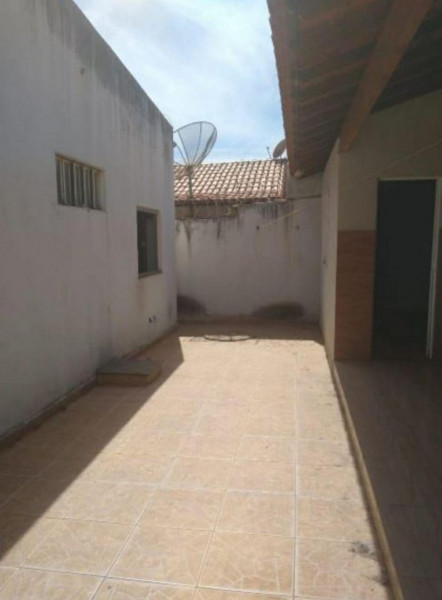 Casa à venda Centro com 240m² e 4 quartos por R$ 295.000 - 222217156-img-20230809-120320-330.jpg