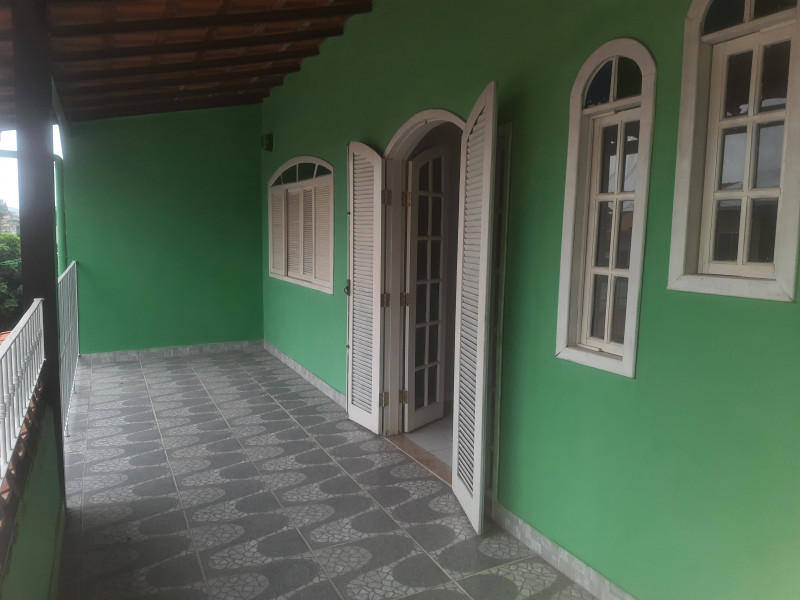 Casa de condomínio à venda Amendoeira com 170m² e 3 quartos por R$ 350.000 - 1276341363-varanda-superior-em-toda-extencao-frente-casa.jpg