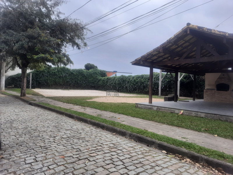 Casa de condomínio à venda Amendoeira com 170m² e 3 quartos por R$ 350.000 - 1279161841-6-campo-de-volei-areia.jpg