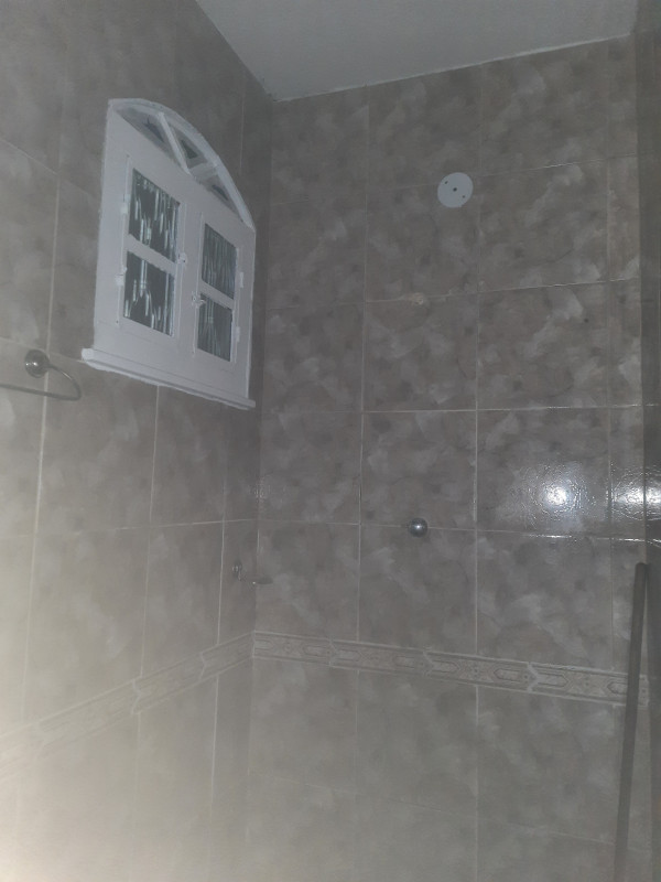 Casa de condomínio à venda Amendoeira com 170m² e 3 quartos por R$ 350.000 - 2111349029-wc-superior-2.jpg