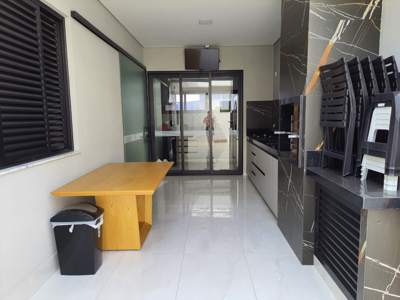 Casa de condomínio à venda Lot. Terras de Sao Pedro e Sao Paulo com 120m² e 3 quartos por R$ 879.000 - 637621837-26.jpeg
