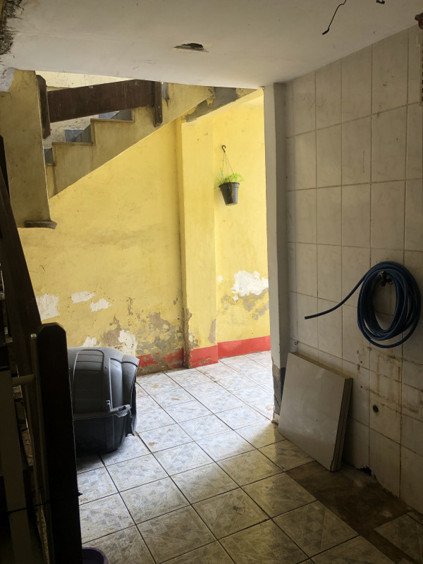 Casa à venda Bangu com 300m² e 3 quartos por R$ 299.000 - 2012072790-img-3878.jpeg