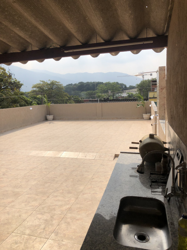 Casa à venda Bangu com 300m² e 3 quartos por R$ 299.000 - 558324913-img-3885.jpeg