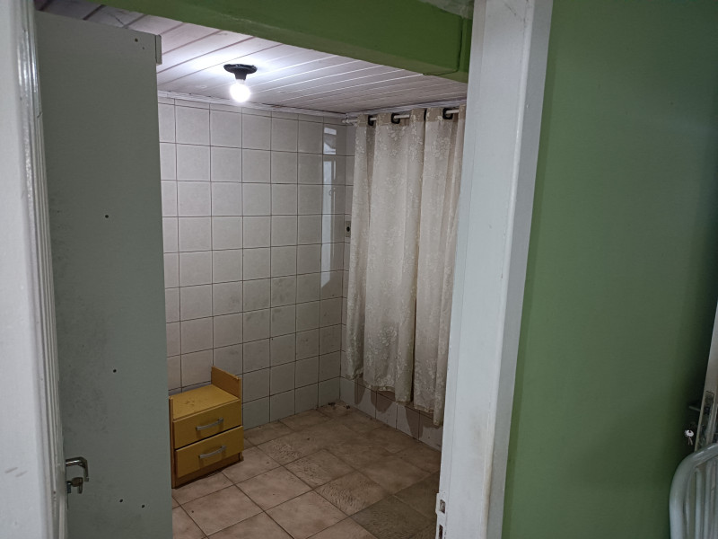 Casa à venda Vila Paranaguá com 60m² e 4 quartos por R$ 280.000 - 1819805057-img20230725172853.jpg