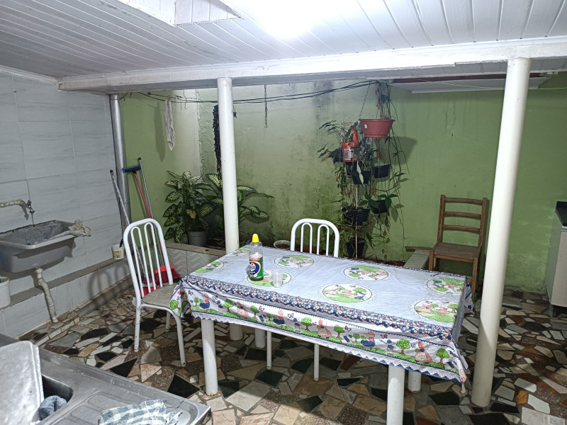 Casa à venda Vila Paranaguá com 60m² e 4 quartos por R$ 280.000 - 517045404-img20230725173001.jpg
