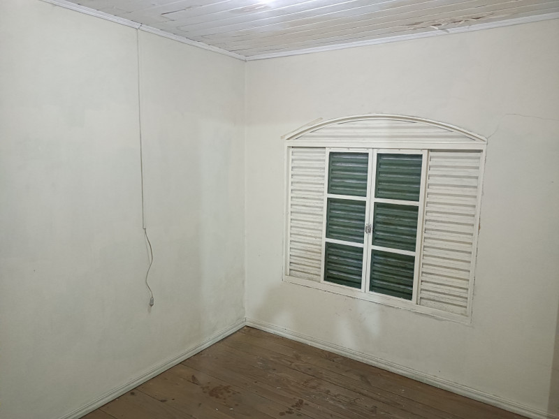 Casa à venda Vila Paranaguá com 60m² e 4 quartos por R$ 280.000 - 905177486-img20230725173227.jpg