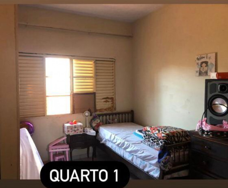 Casa à venda Quebec com 122m² e 3 quartos por R$ 420.000 - 1949304370-quarto1.jpeg