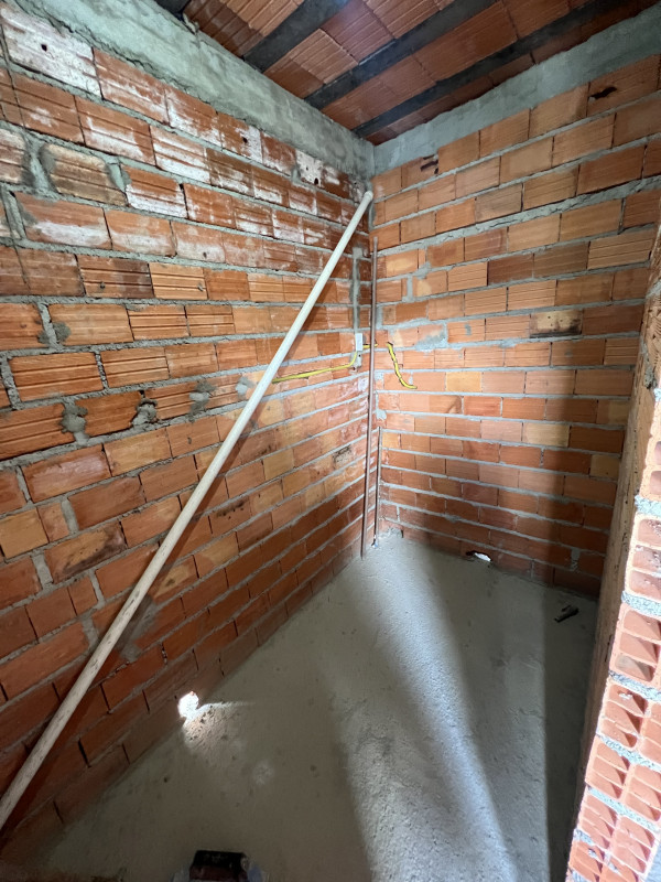 Casa à venda Jardim Itaqua com 180m² e 3 quartos por R$ 190.000 - 1905822061-54ed6d17-4f94-43c2-a928-068e53719cc8.jpeg