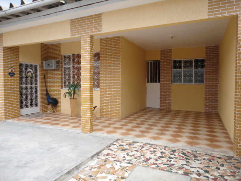 Casa à venda Cosmos com 140m² e 4 quartos por R$ 320.000 - 1505443503-varanda-da-frente2.JPG