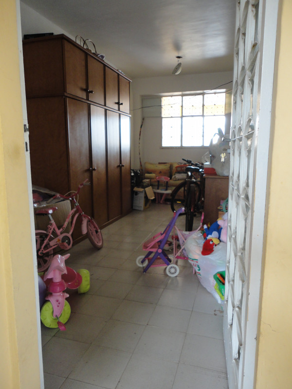 Casa à venda Cosmos com 140m² e 4 quartos por R$ 320.000 - 1895859044-dsc01050.JPG