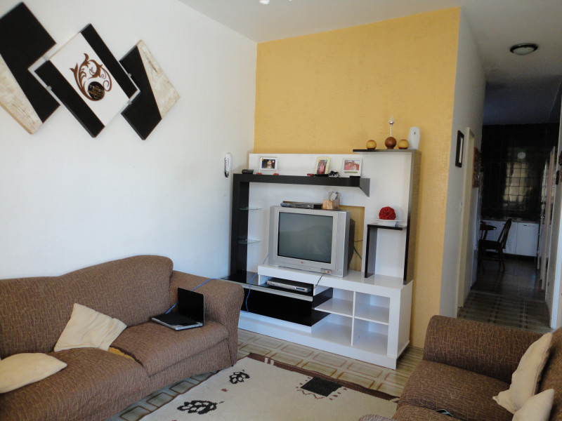 Casa à venda Cosmos com 140m² e 4 quartos por R$ 320.000 - 697080267-sala-2.JPG