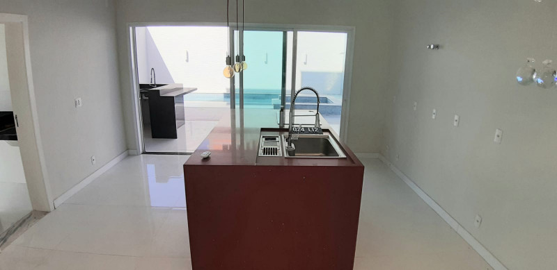Casa de condomínio à venda Centro com 330m² e 4 quartos por R$ 2.580.000 - 835509324-3da5c2ea-ed1b-4f2a-912a-969eff0f27a7.jpeg