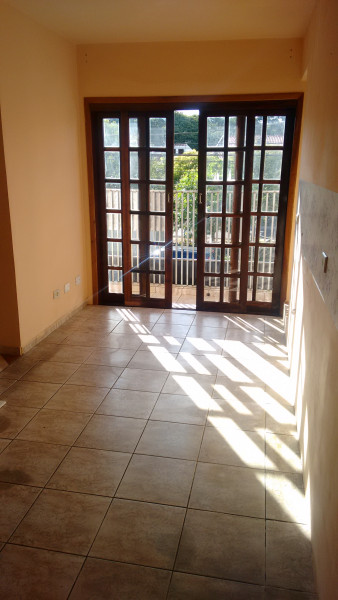 Casa à venda Cidade Industrial com 436m² e 7 quartos por R$ 600.000 - 476280677-img-20181227-175631462.jpg