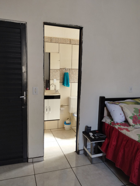 Casa à venda Centro com 250m² e 3 quartos por R$ 134.000 - 1576482662-img-20230817-144707.jpg