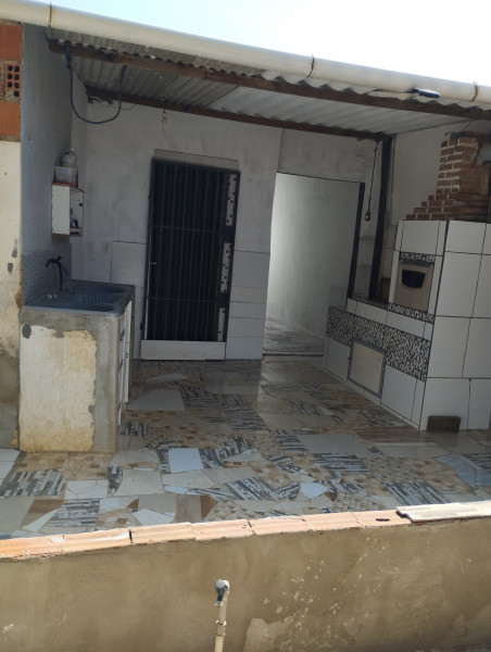 Casa à venda Centro com 250m² e 3 quartos por R$ 134.000 - 2053148480-img-20230831-093337.jpg