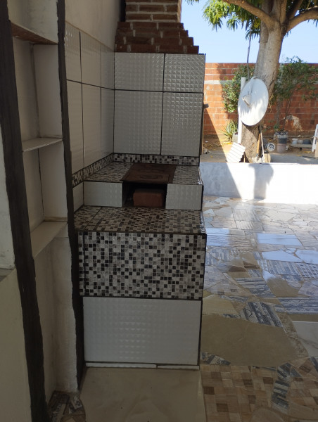 Casa à venda Centro com 250m² e 3 quartos por R$ 134.000 - 228949818-img-20230831-093223.jpg