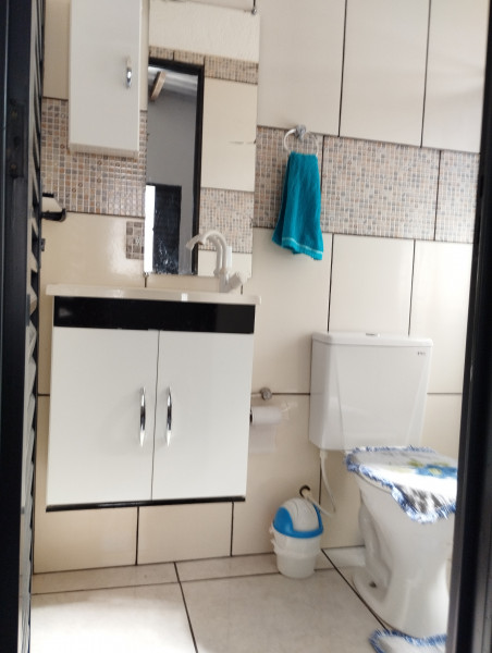 Casa à venda Centro com 250m² e 3 quartos por R$ 134.000 - 950720569-img-20230817-144736.jpg