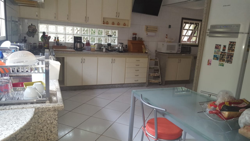 Casa à venda Itacuruça com 700m² e 9 quartos por R$ 3.000.000 - 1362262757-cozinha1.jpg