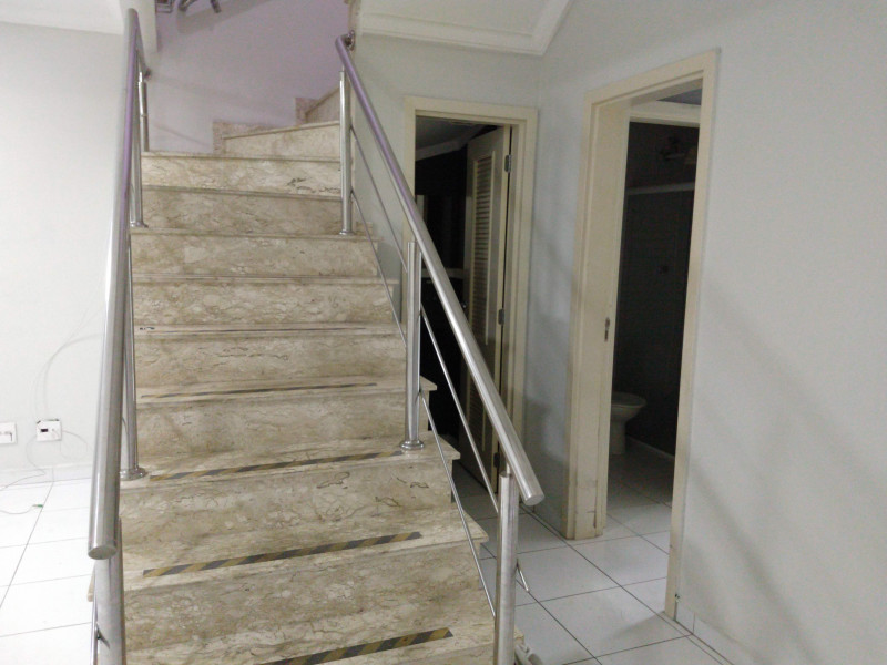 Casa à venda Canto do Forte com 198m² e 4 quartos por R$ 1.080.000 - 1693950025-img-20190724-180822437.jpg