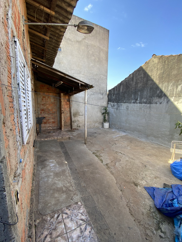 Casa à venda Conjunto Habitacional Vida Nova com 140m² e 2 quartos por R$ 190.000 - 1537977893-img-1909.jpeg